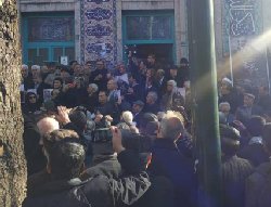 همسر شریعتی؛ در‌های حسینیه ارشاد را بستند