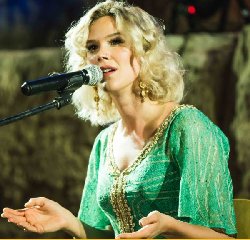 خواننده زن انگلیسی در لیست سیاه رژیم ملاها