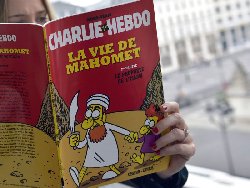 شارلی ابدو کاریکاتورهای محمد را دوباره منتشر کرد
