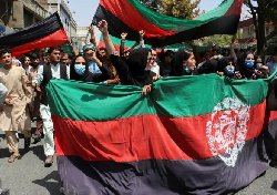 حمیرا از زنان افغان می خواهد که دوباره به خیابان بیایند