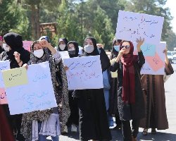 تظاهرات زنان افغان: نترسید نترسید ما همه با هم هستیم+فیلم