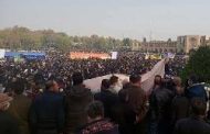 تجمع بزرگ در اصفهان با شعار "زاینده‌رود من کو" + فیلم