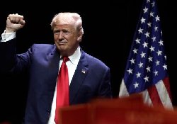 میتینگ ترامپ درسال جدید: کاخ سفید را پس می‌گیریم+فیلم