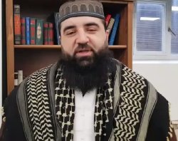 فیلم؛ مزدور کثیف کریه المنظر خامنه‌ای در لندن شناسايی شد