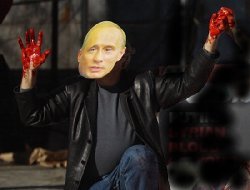 فیلم؛ بایدن لحظاتی پیش در لهستان: پوتین یک قصاب است