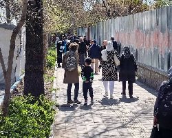 فیلم؛ تجمع مردم در اعتراض به ساخت مسجد در پارک قیطریه در تهران